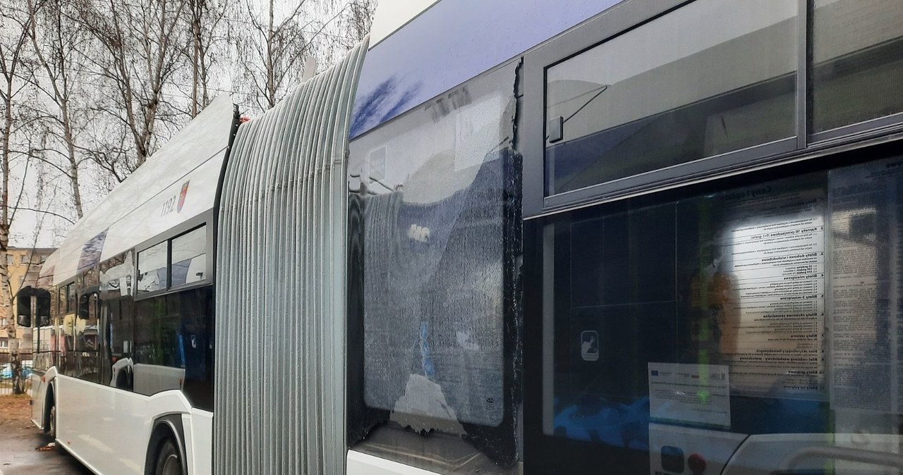 Ktoś strzelał z wiatrówki do autobusu miejskiego w Szczecinie?