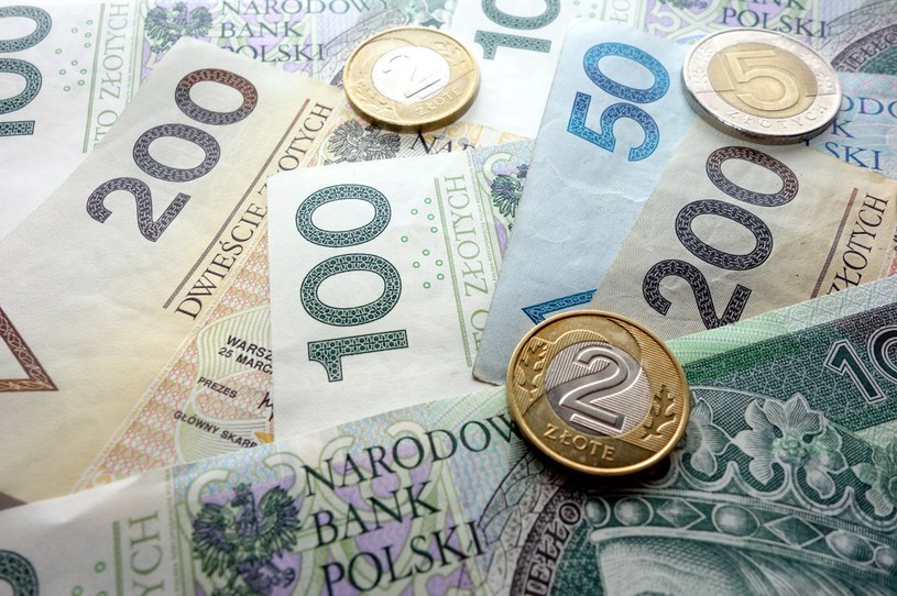 Ci pracownicy od 1 marca otrzymają dodatki! Jakie zawody są na liście?