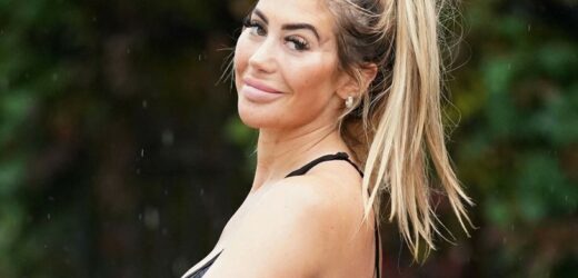 Na Instagramie Chloe Ferry gorąco. Gwiazda wita nowy rok w skąpym bikini