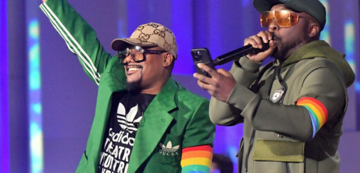 Black Eyed Peas z tęczowymi opaskami podczas sylwestra TVP. Wokalista wyjaśnił, o co chodziło