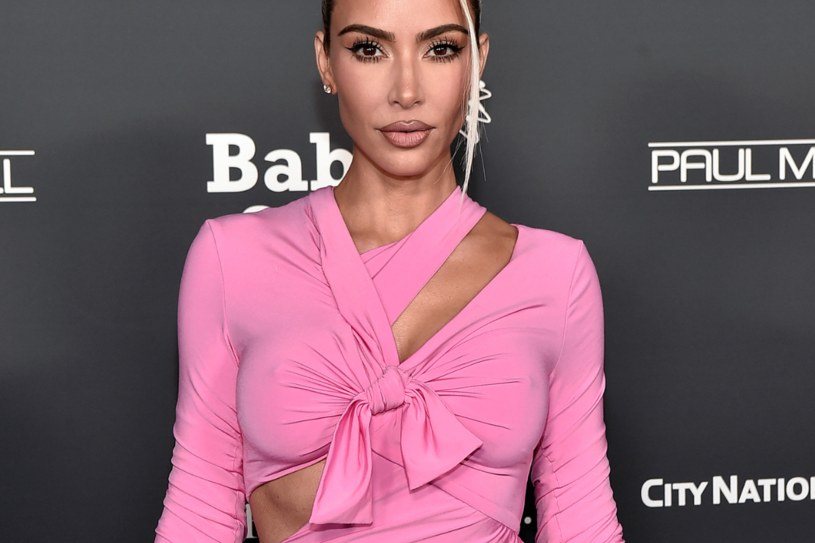 Kim Kardashian na zdjęciu z synem. Zapozowała bez makijażu