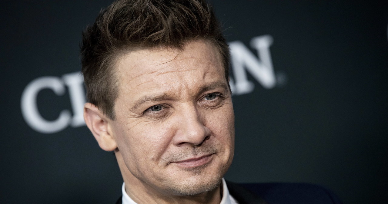 Jeremy Renner nagrał film ze szpitala. „Niesamowite spa”