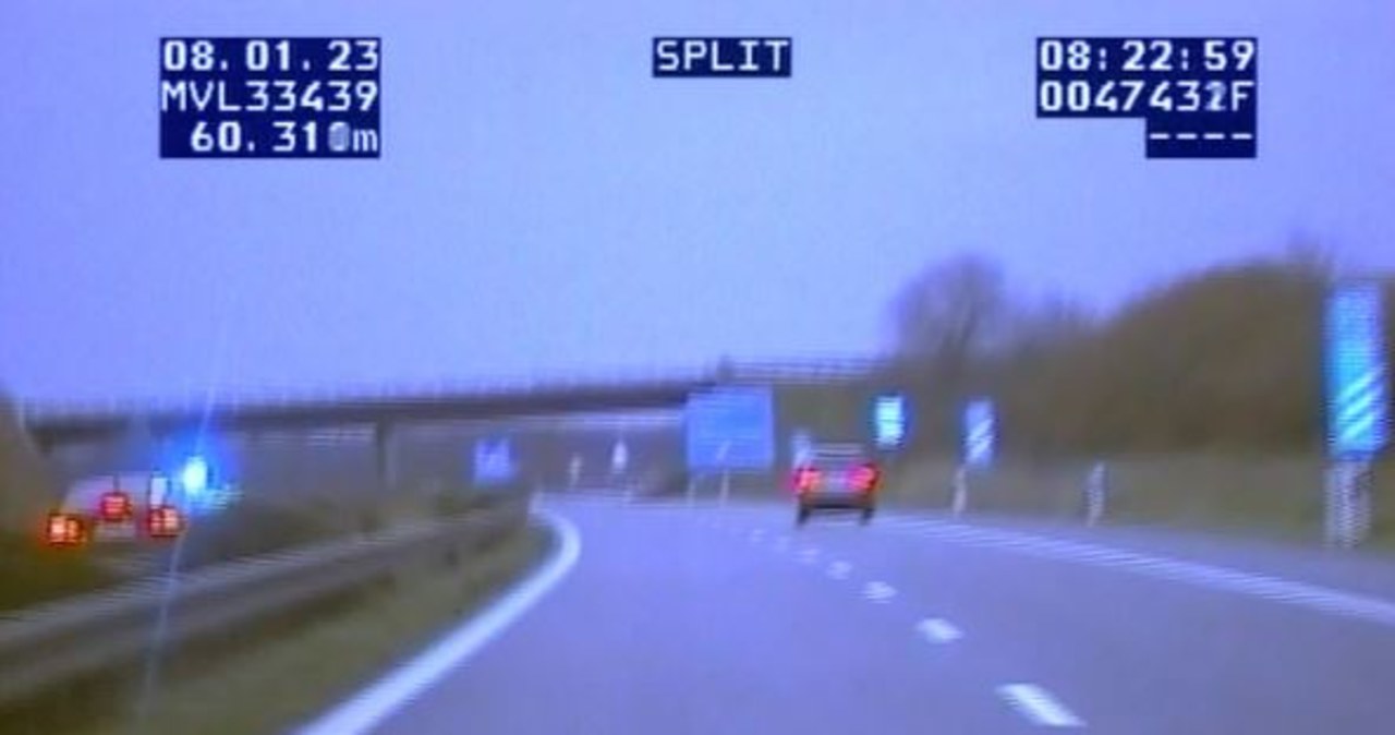 Polka pędziła niemiecką autostradą pod prąd. Zatrzymała ją kolczatka