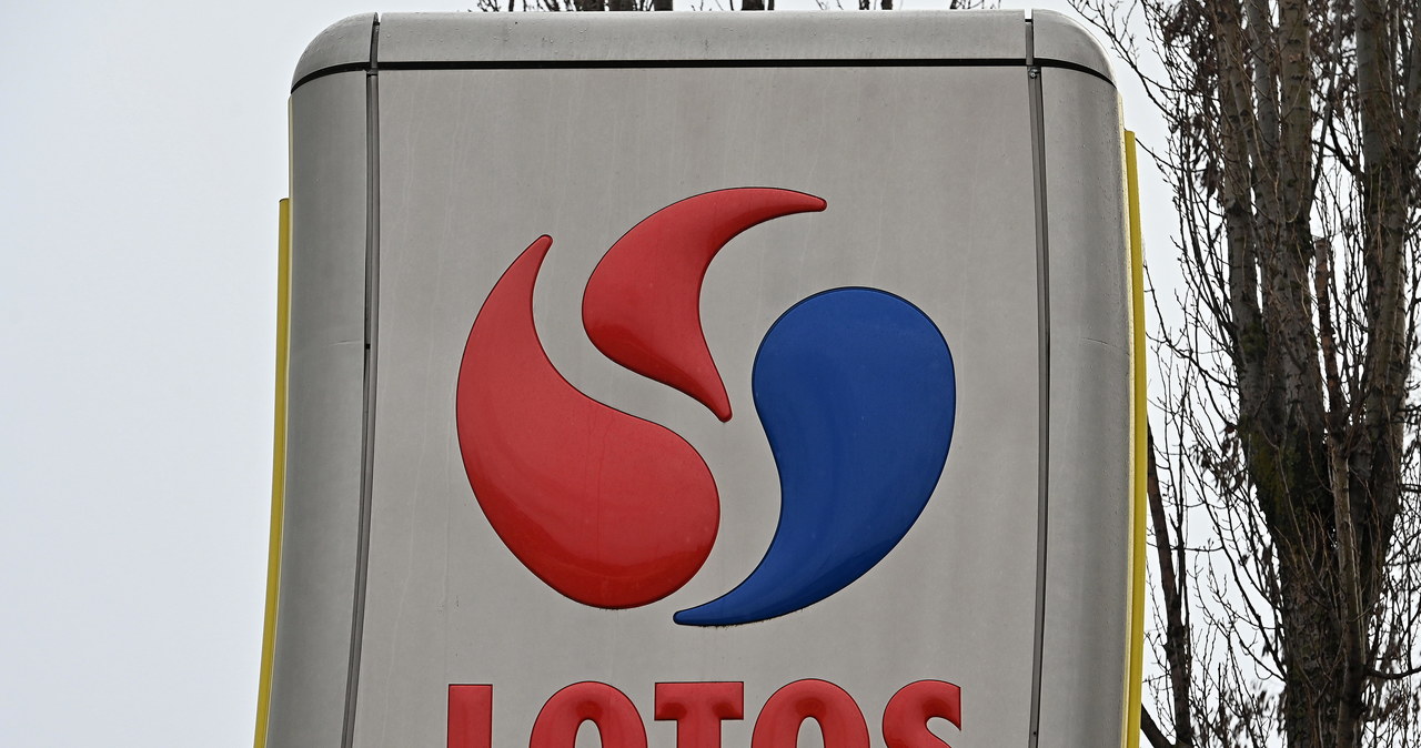 Fiasko elektryka Lotosu, zmarnowany milion dolarów. Ujawniamy kulisy