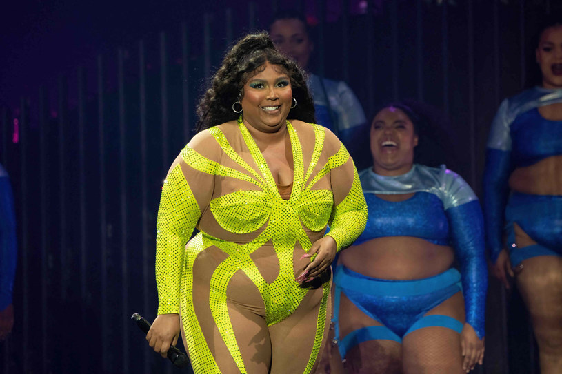 Lizzo w bikini śmiało eksponuje ciało. Fani: „Królowo, kochamy cię”