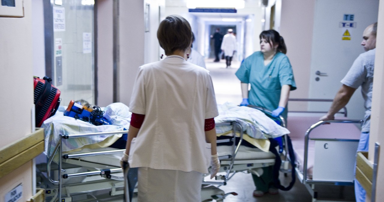 Pierwsze wyroki w sprawie podwyżek dla pielęgniarek. „Możemy zmieniać szpitale”