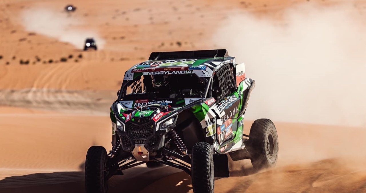 ​18-letni Eryk Goczał wygrał Rajd Dakar w klasie SSV