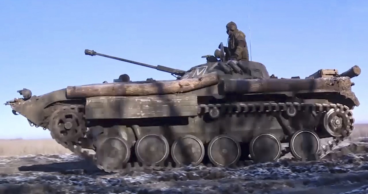 Kreml: Doniesienia o konflikcie między armią i grupą Wagnera to spekulacje