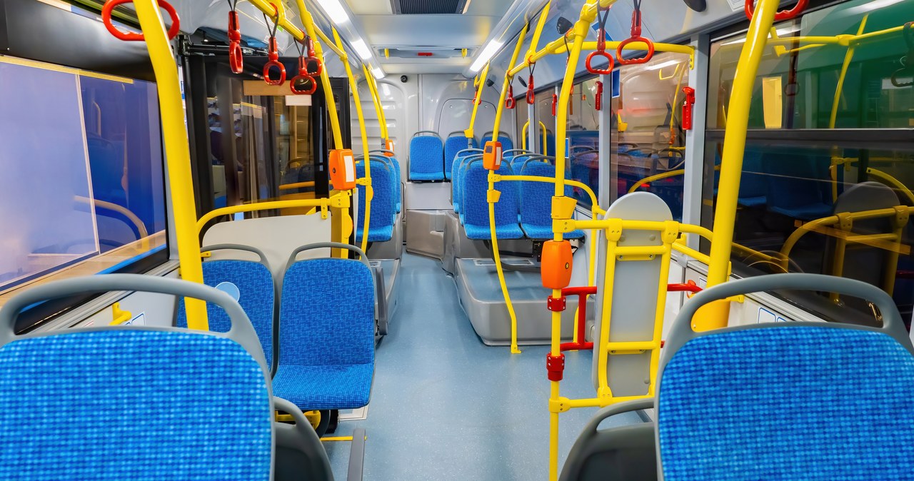 Kierowca autobusu obronił napastowaną kobietę