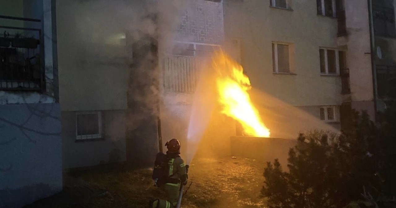 Pożar na warszawskim Gocławiu. Ewakuowano ok. 40 osób