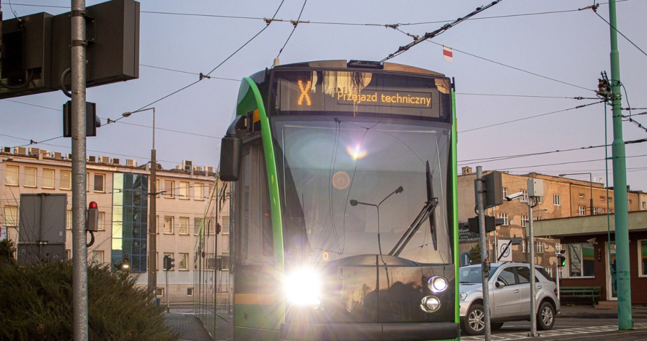 Poznań: Policja szuka świadków ostrzelania tramwajów