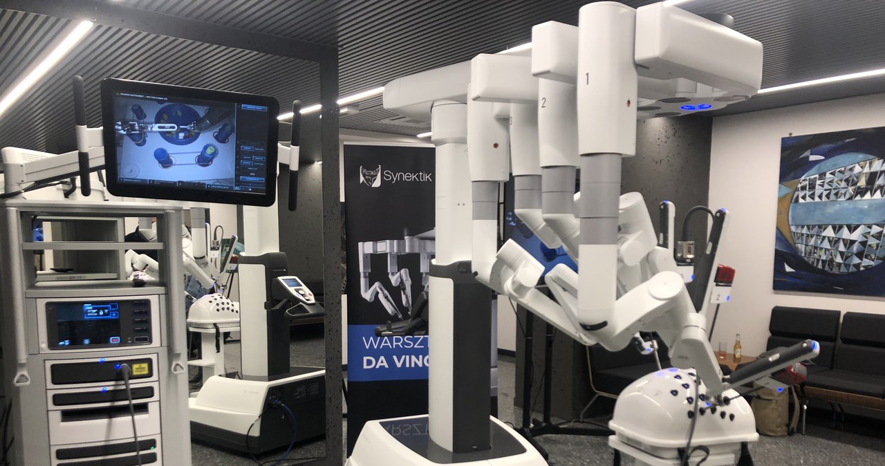 Robot Chirurgiczny Da Vinci W Katowicach - Entrio.pl