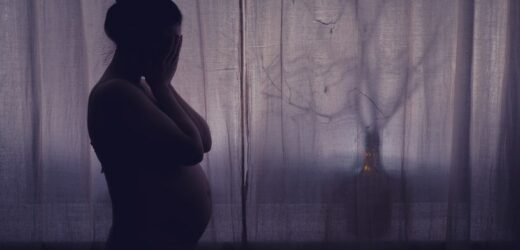 „Mówią, że 500 plus nie działa, a tu proszę się powodzi”. Jestem w ciąży i słyszę to non stop [LIST DO REDAKCJI]
