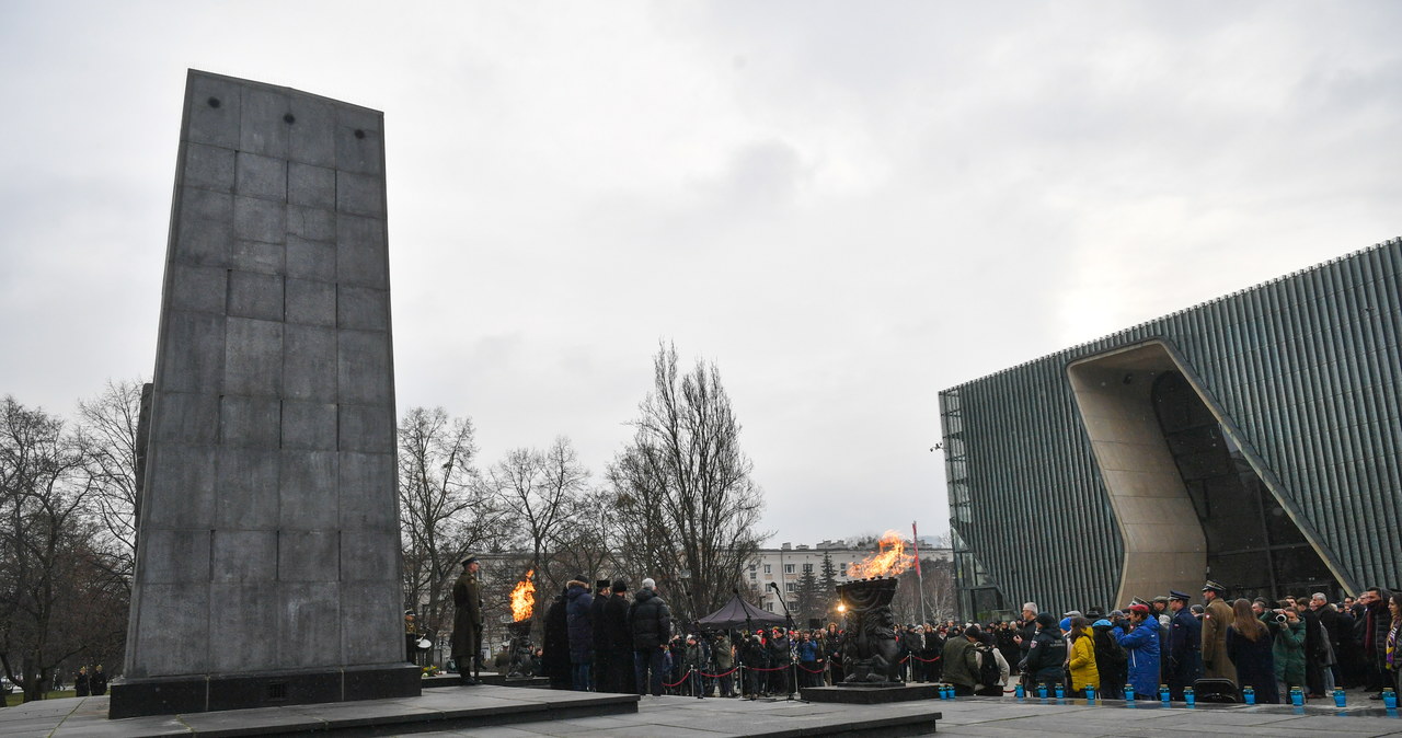 „Nigdy więcej wojny”. Warszawiacy uczcili pamięć ofiar Holokaustu