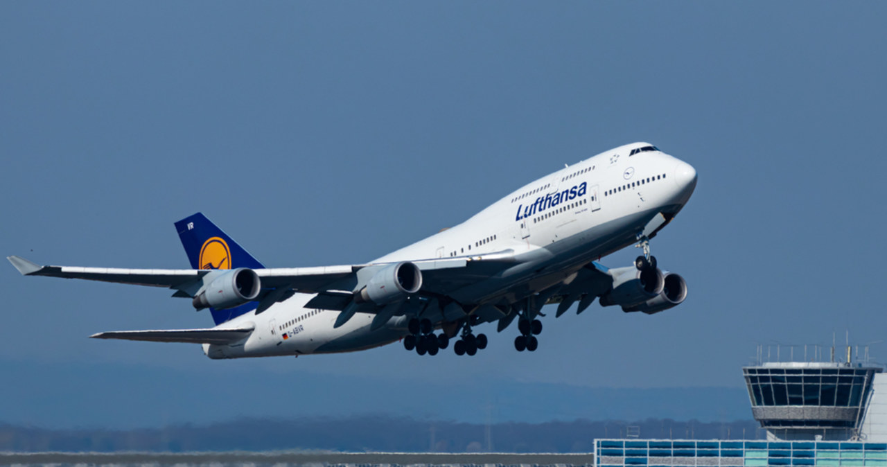 Boeing 747 schodzi z taśmy produkcyjnej. Do kogo trafił ostatni samolot?