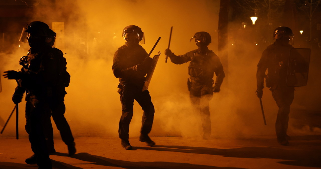 Gigantyczne protesty przeciwko Macronowi. Zamieszki w Paryżu