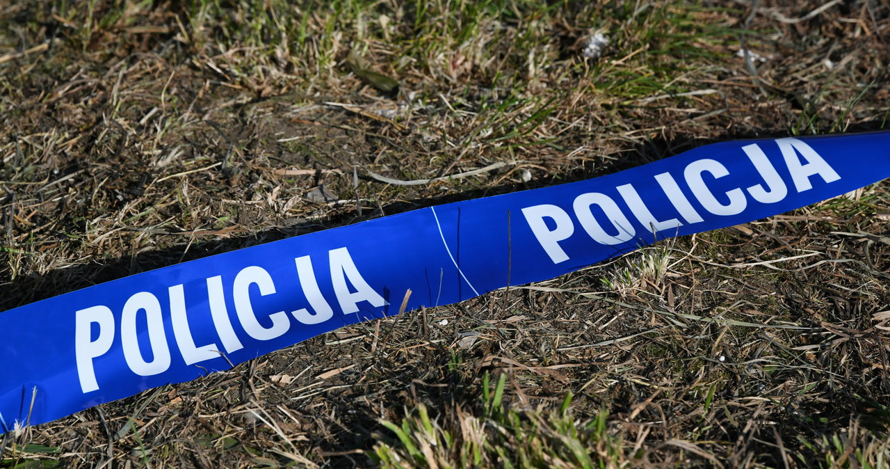 Tragedia w Łódzkiem. Brat postrzelił 11-letnią siostrę z karabinu