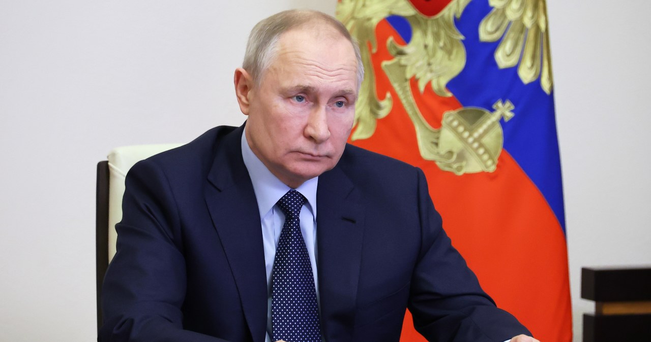 Putin: Rosji znów zagrażają niemieckie czołgi z krzyżami