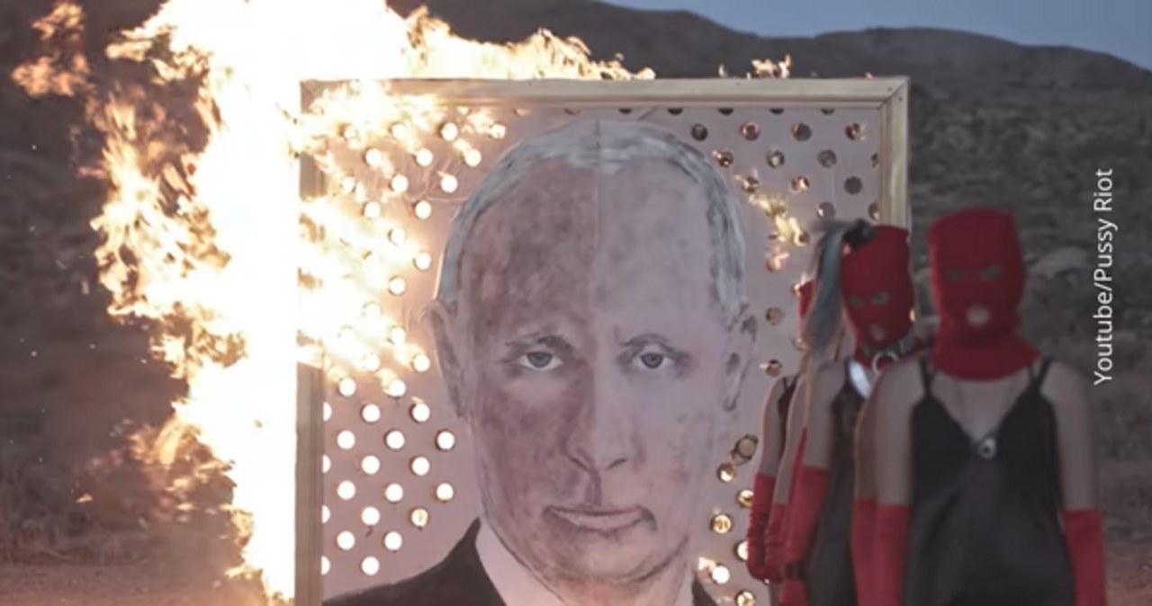 Palą portret Putina i zbierają jego „prochy”. Nowy performance Pussy Riot