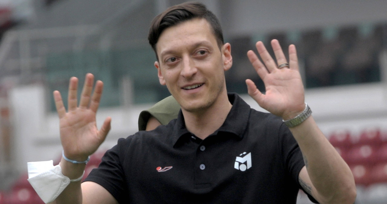 ​Tureckie media: Mesut Özil kończy z futbolem