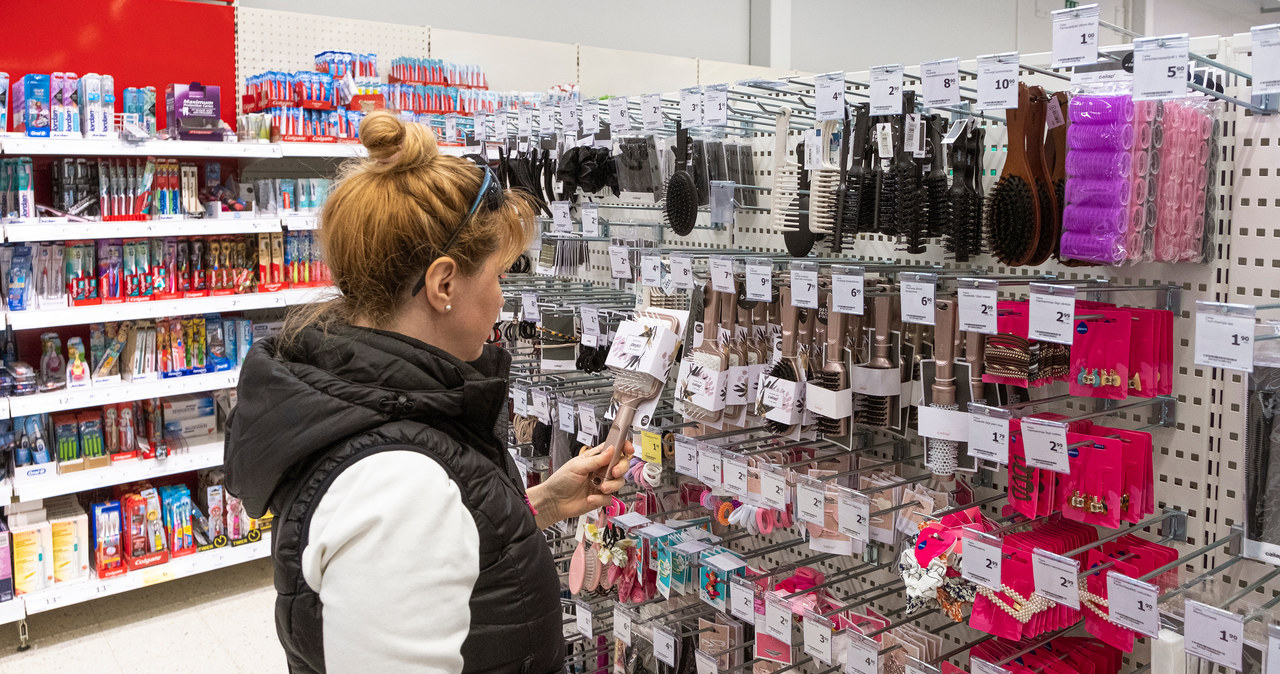 Rosjanie znaleźli sposób, jak omijać restrykcje i robią zakupy w Finlandii