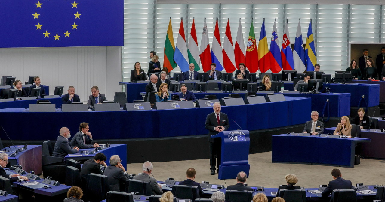 Nowe cele redukcji emisji CO2. Parlament Europejski podjął uchwałę