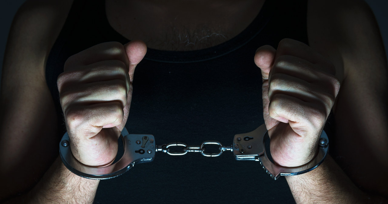 Gwałcili i rozpowszechniali pornografię dziecięcą. Akt oskarżenia dla 2 osób
