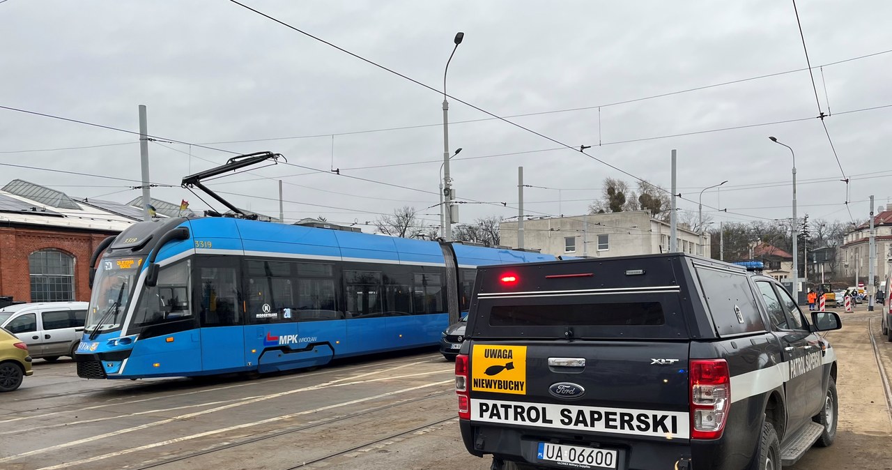 Granat moździerzowy w zajezdni tramwajowej