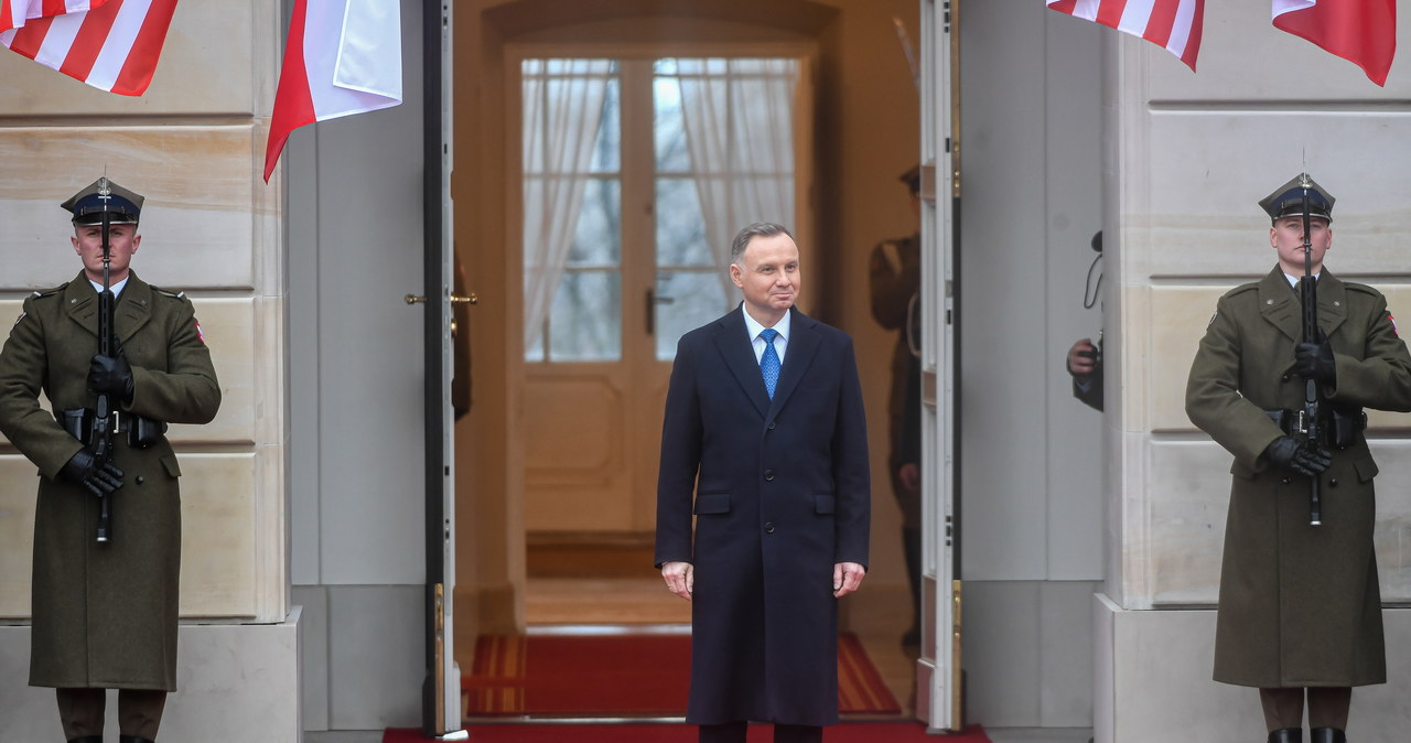 Jak Polacy oceniają decyzję prezydenta ws. noweli SN? [SONDAŻ]