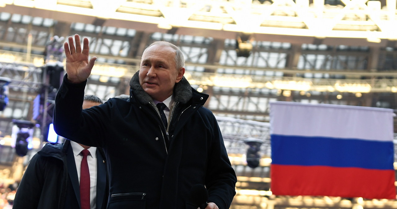 Putin mówił, że Rosja nie ma sobie równych. Stadionu nie zapełnił