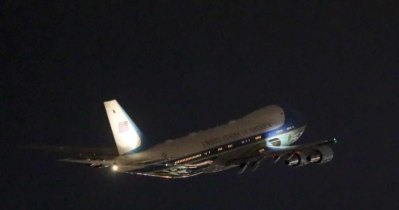 Air Force One z Joe Bidenem odleciał z Warszawy