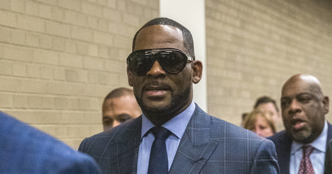 R. Kelly znów skazany. Tym razem za dziecięcą pornografię