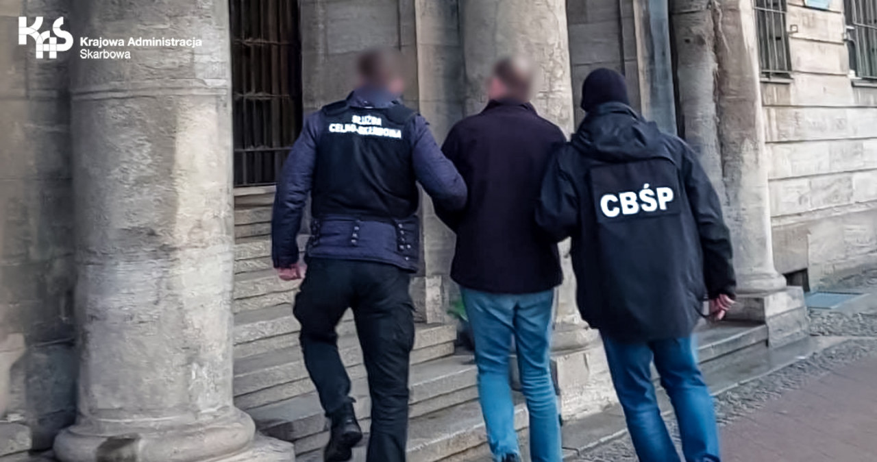 Pomorskie: Służby rozbiły gang paliwowy