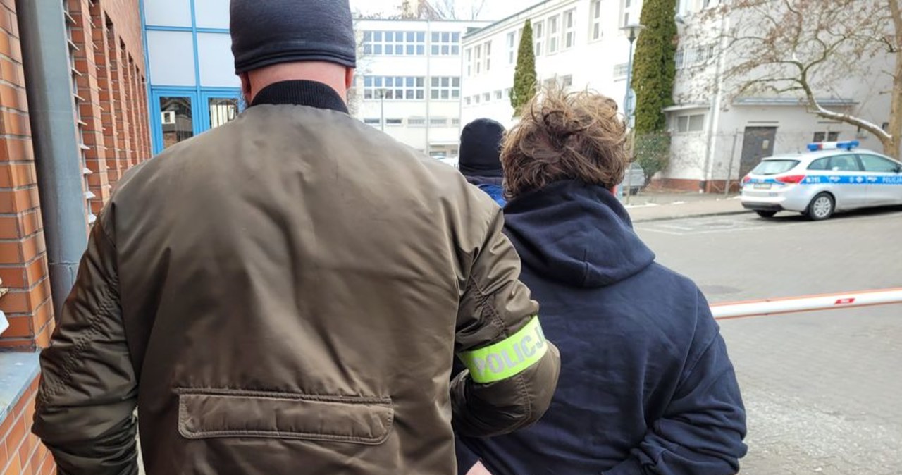 Młody Hiszpan zatrzymany. Odpowie za uszkodzenie „Pomnika chłopa”