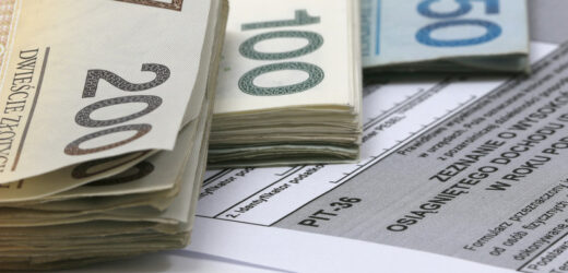 Kiedy przyjdzie zwrot podatku? Polacy czekają na przelewy