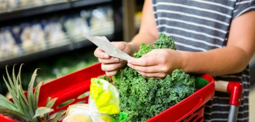 Takie sztuczki stosują supermarkety. Chcą, abyśmy kupowali więcej produktów