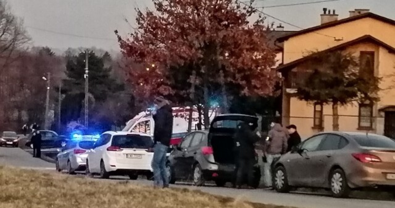 Pościg w Małopolsce. Jeden z policjantów trafił do szpitala