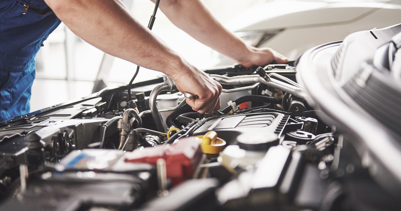 UE opóźnia głosowanie w sprawie wycofania silników spalinowych