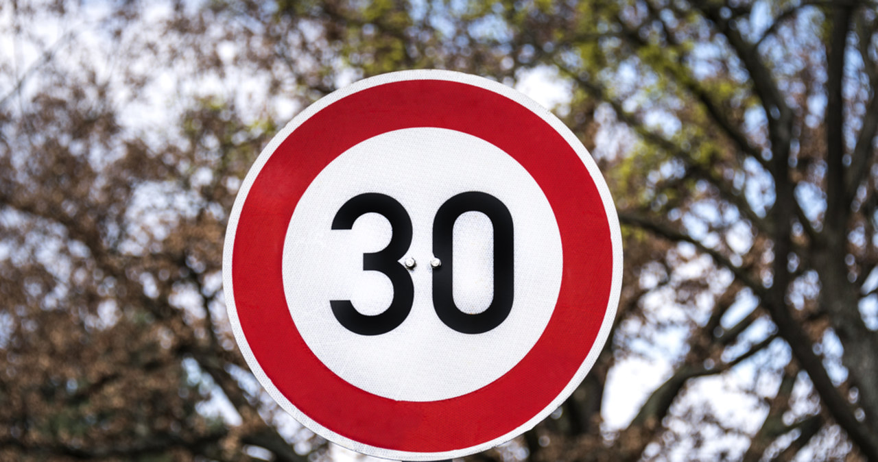 „Tempo 30” w Warszawie. Miasto udostępniło interaktywną mapę