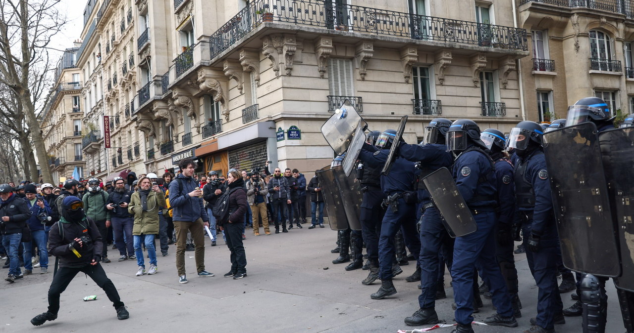 Starcia demonstrantów z policją w Paryżu. Chodzi o reformę emerytalną