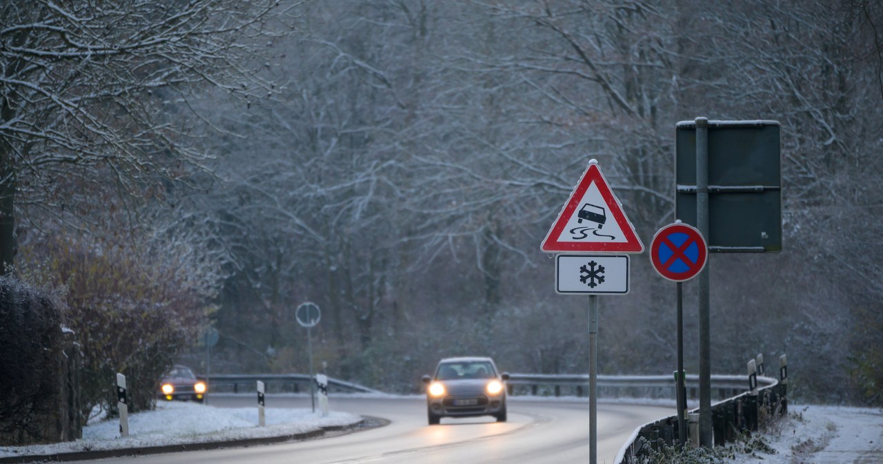 Marznące opady i gołoledź. IMGW wydało ostrzeżenia