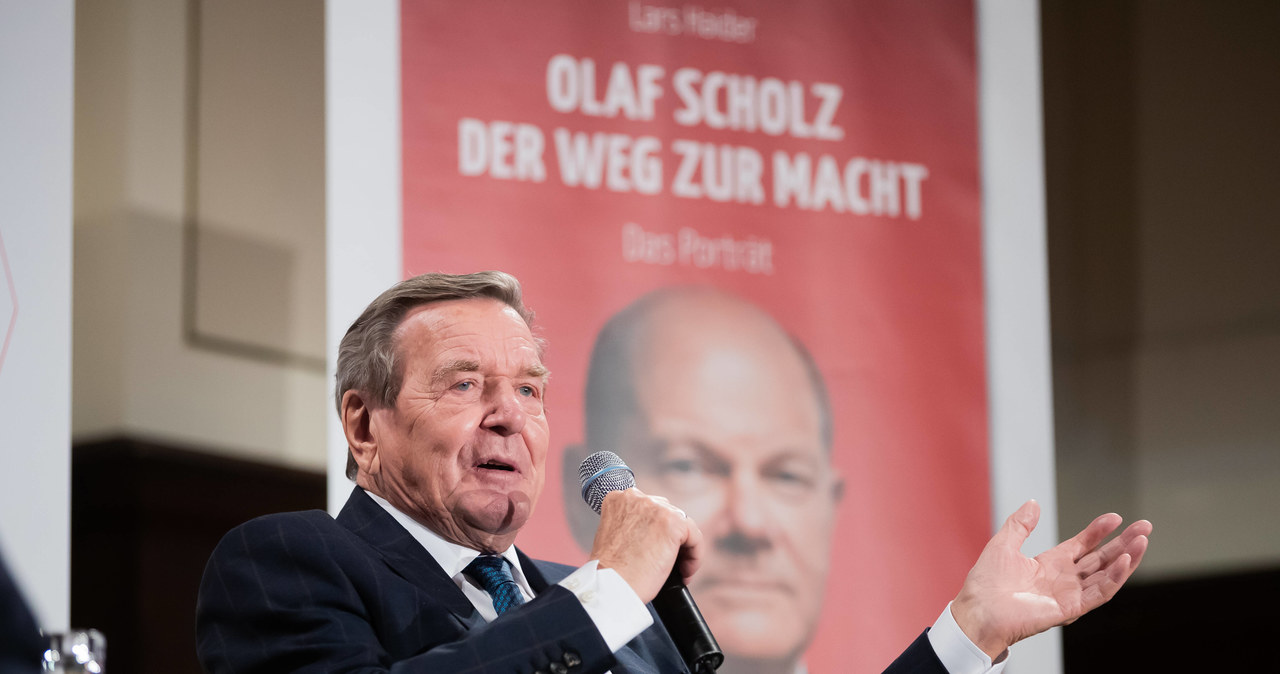 „Sieć Schroedera”. Były kanclerz RFN i „jawne kumoterstwo” z Rosją