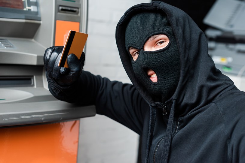 Masz taki kod PIN do karty? Złodziej już go zna