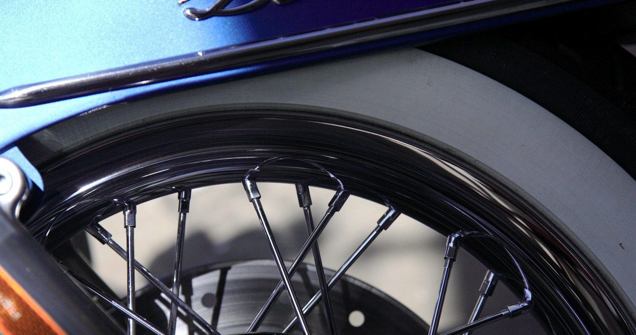 W jak wiosna, M jak motocykl. O czym pamiętać na drodze?