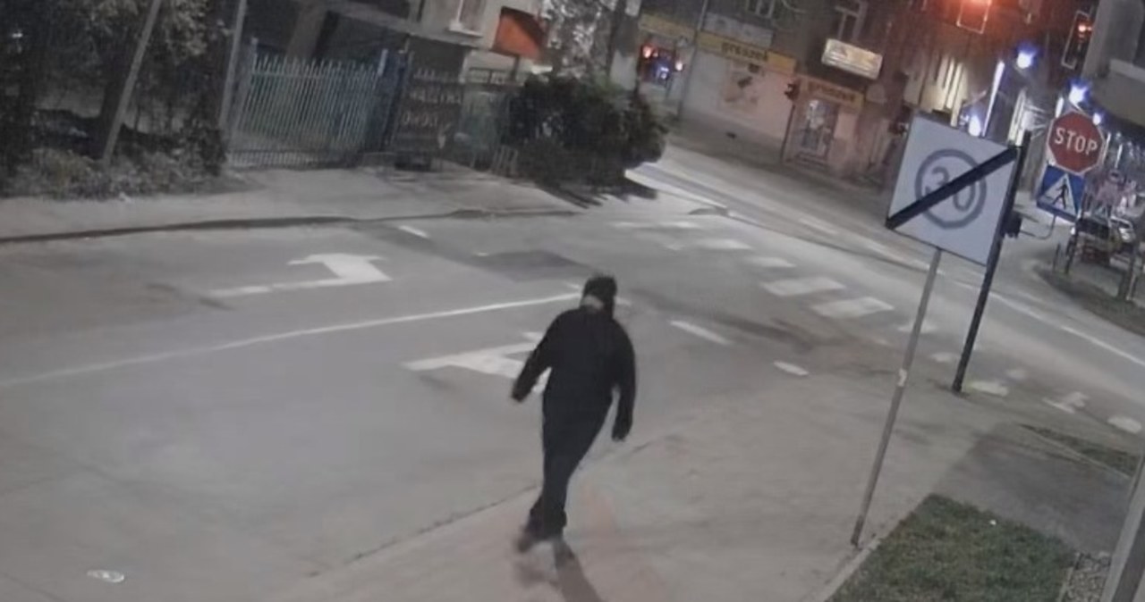 Przebił opony w kilkudziesięciu autach. Policja publikuje film