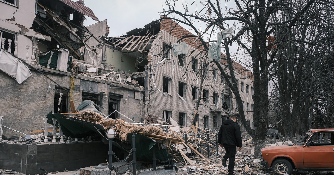 Nocny atak Rosji dronami i kierowanymi bombami lotniczymi [RELACJA]
