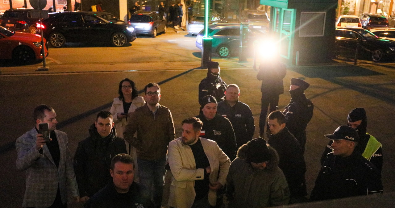 Okrągły stół ws. zbóż. Rolnicy zapowiadają strajk okupacyjny