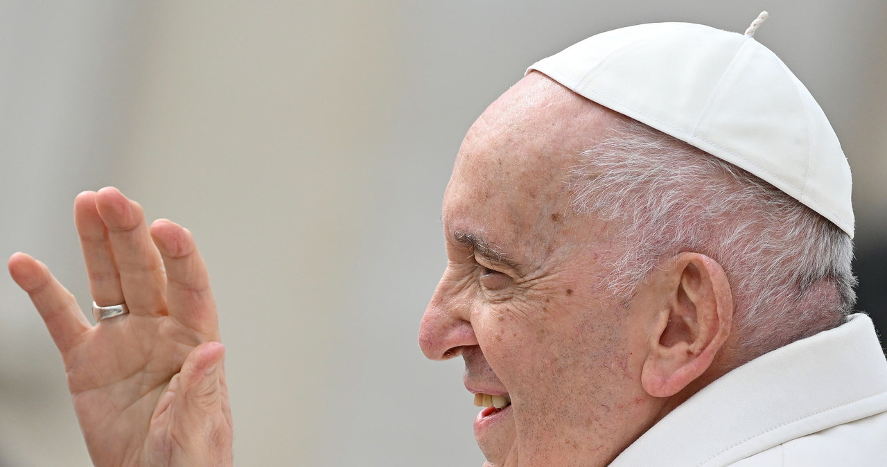 Papież Franciszek w szpitalu. Nowe informacje nt. jego zdrowia