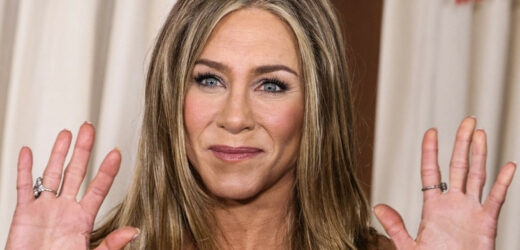 Jennifer Aniston zachwyciła w „nagiej sukience”. Wszyscy patrzyli tylko na nią