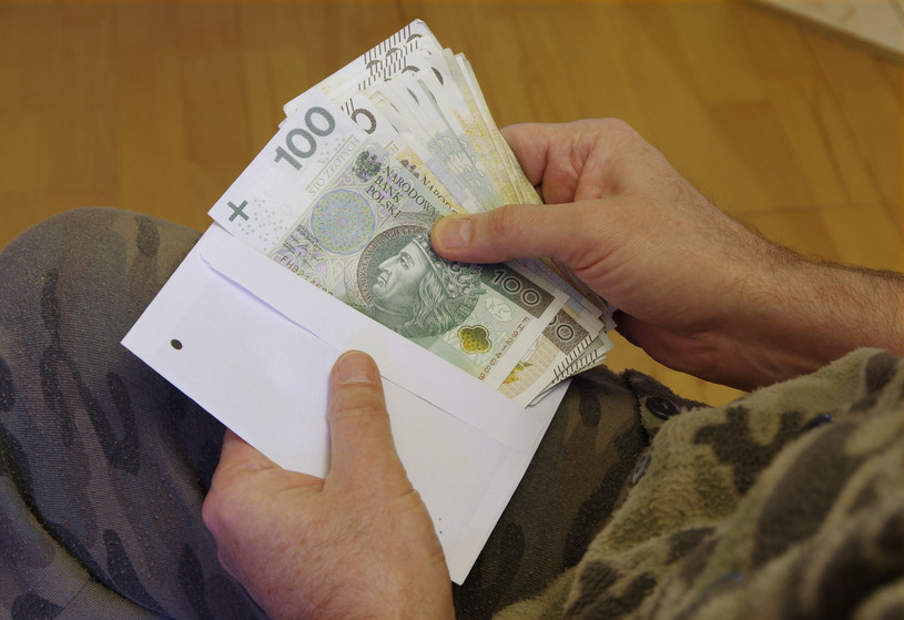 Tym seniorom ZUS może zawiesić świadczenie. Jesteś w tej grupie?